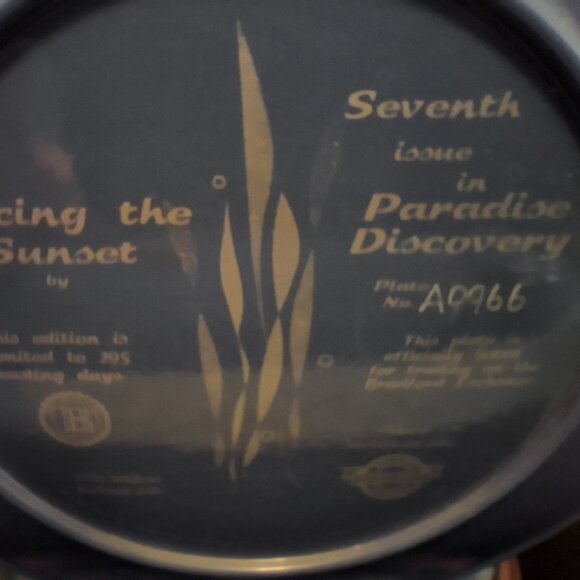 The Bradford Exchange Paradise Discovery Series Vintage Collector Plates - Picture 11 of 11